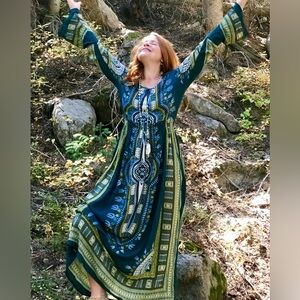 EARTHBOUND Tribal Dashiki Teal Green Bohemian Maxi Long sleeve Dress Small NWT